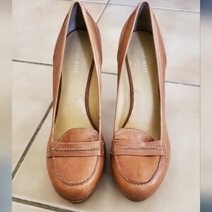 Nine West Tan Leather Loafer Heels
